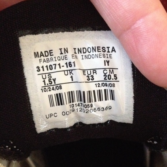 💜Jordan's Shoe 💜 - Picture 3 of 4