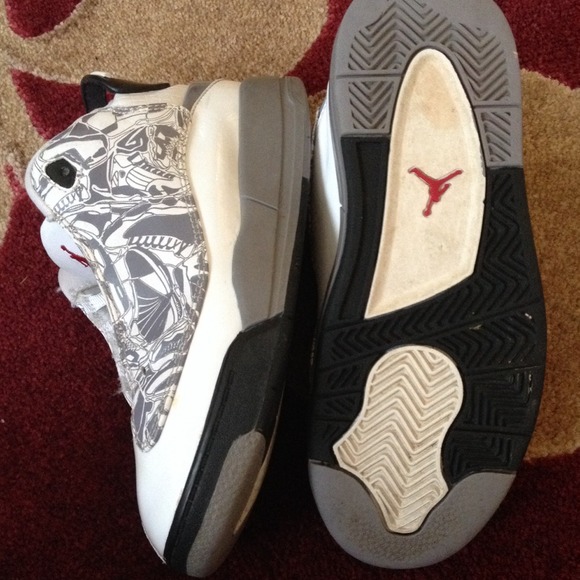 💜Jordan's Shoe 💜 - Picture 4 of 4