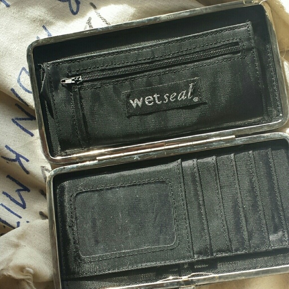 Snake skin wallet