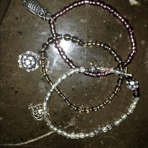 Set of bracelets