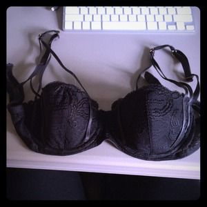 Victoria's Secret strappy demi bra size 36C