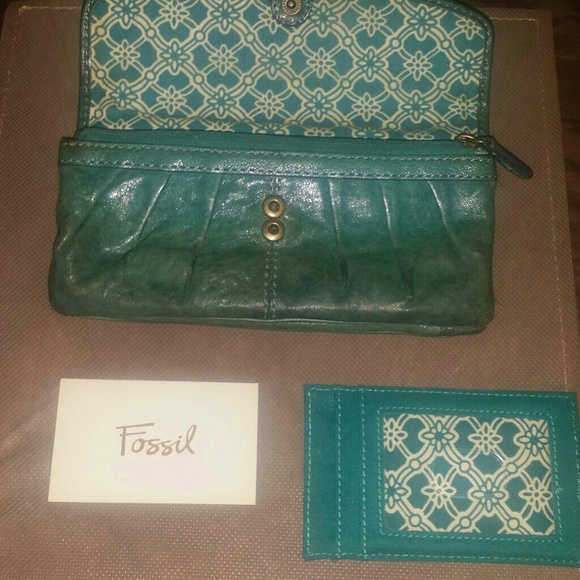 Authentic Leather Fossil Wallet