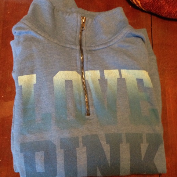 VS Pink sweatshirt