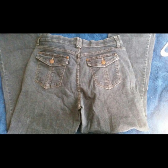Jean by Lee