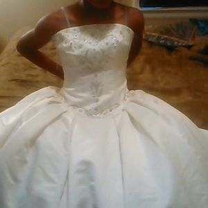 Wedding dress