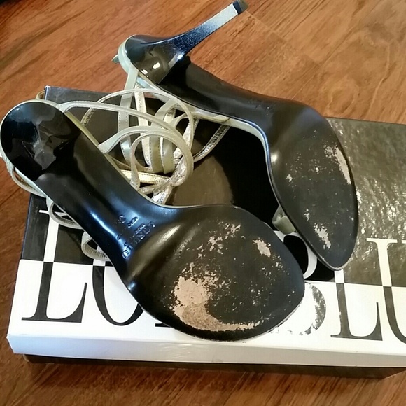 Sandals - Picture 3 of 4