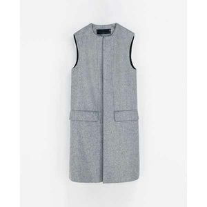 Looking for this Zara vest please S or M !!