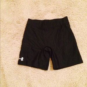 Nwot womens under armour shorts