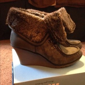 Cute fur cuffed wedges