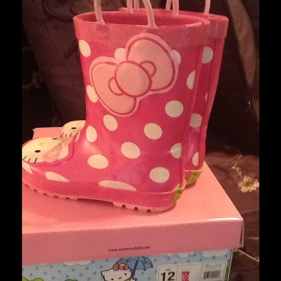 Hello Kitty🌟SOLD🌟 - Picture 4 of 4