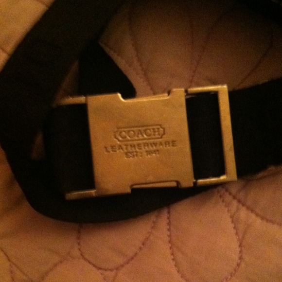 Black purse - Picture 2 of 3