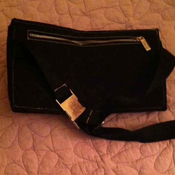 Black purse - Picture 3 of 3