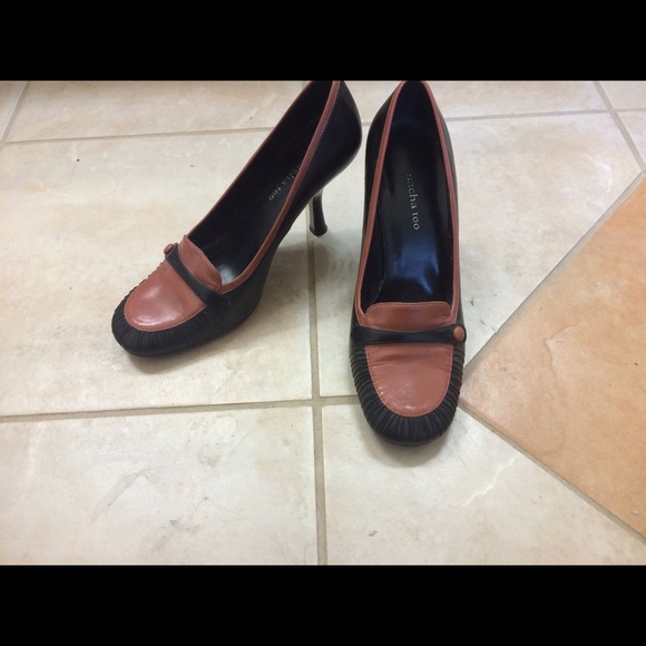 Dark Salmon Vintage looking Pumps!