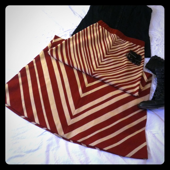 1970's vintage wool blend sweater skirt