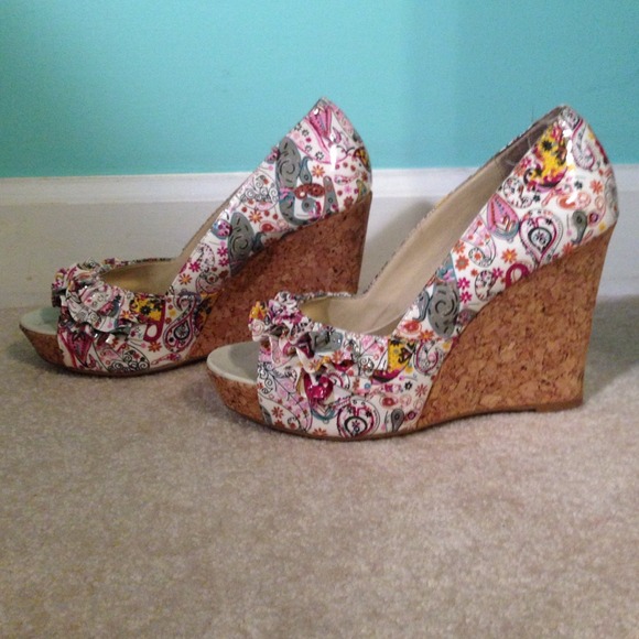 Paisley Steve Madden cork wedges
