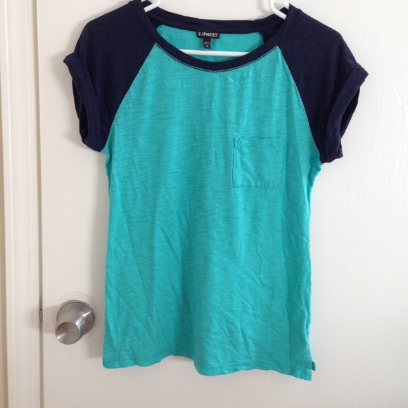 Express tshirt Bundle - Picture 2 of 16