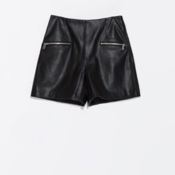 Zara leather shorts with zips NWT - Picture 3 of 4
