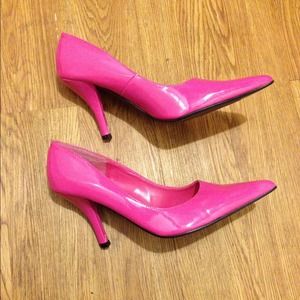 Pink fuchsia heels