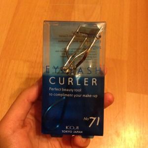 NEW KOJI EyeLashes Curler