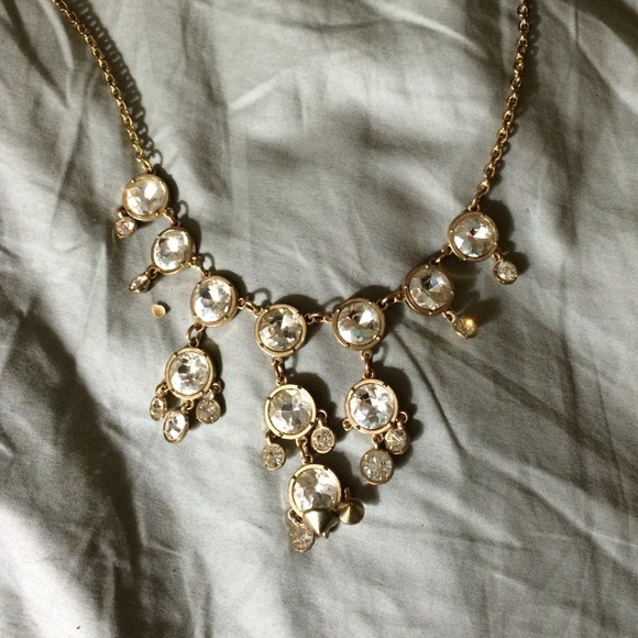 Statement necklace