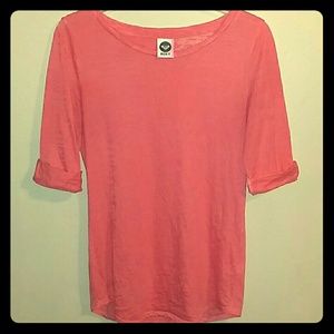 *SOLD* Super cute Roxy shirt