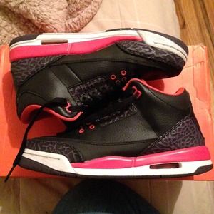 Jordan 3 retro "Crimson"