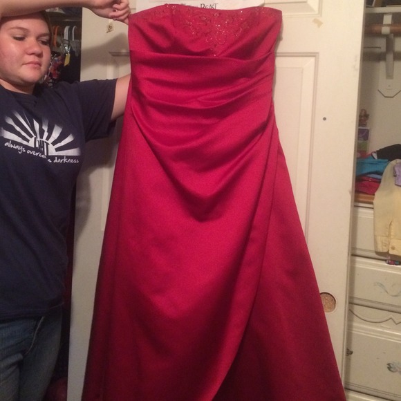 Red prom dress