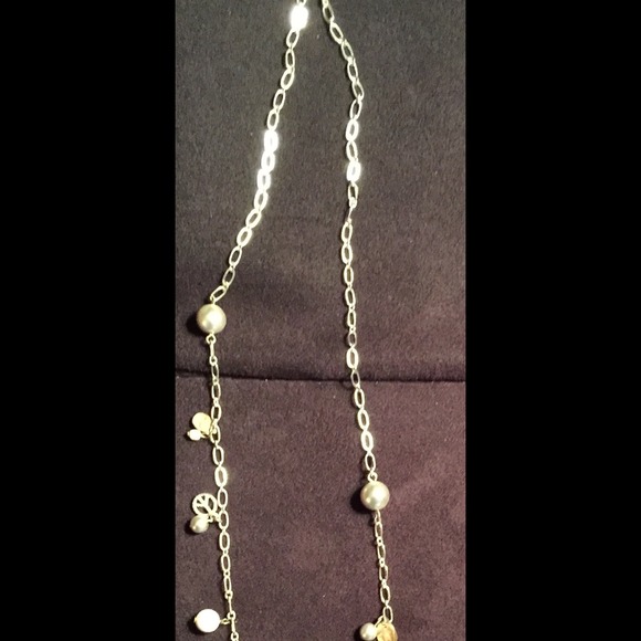 White necklace