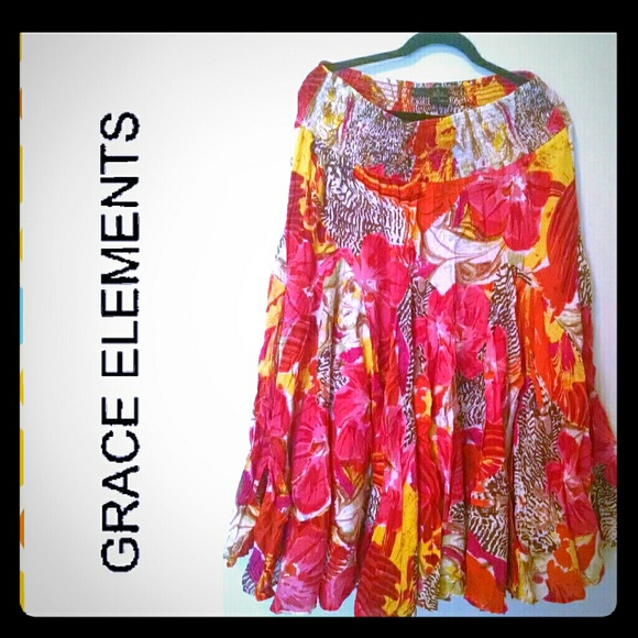 Beautiful skirt from grace elements