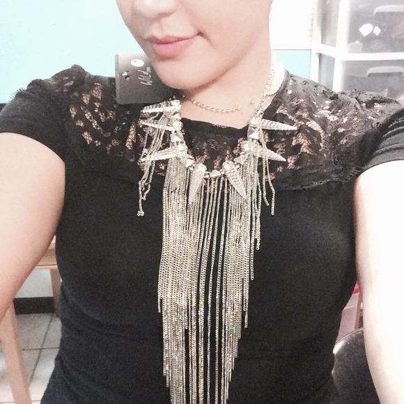 Silver long chain necklace bran new wild pair