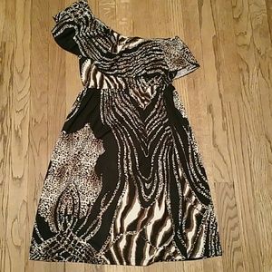 Animal print one-shoulder dress!