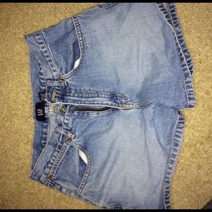 Light wash denim shorts