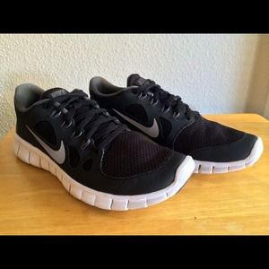 NEW! Nike Free Run 5.0
