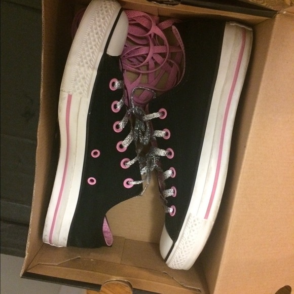 Black Converse Womens Size 9 Black Converse Womens Size 9