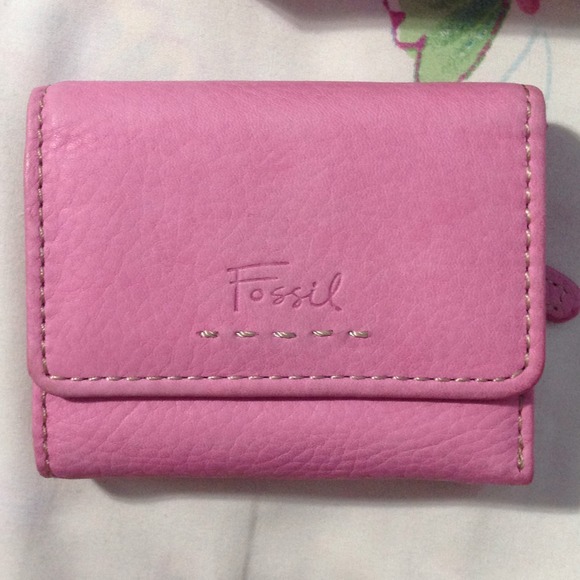 Pink Fossil wallet 🎀