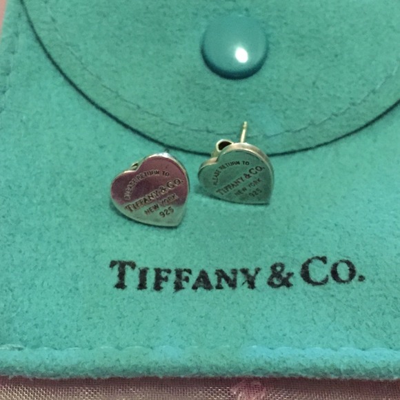 Tiffany heart post earrings (small)
