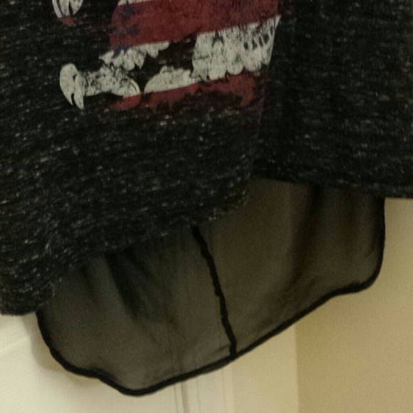 Black high-low shirt w/ USAeagle &see through back - Picture 2 of 4