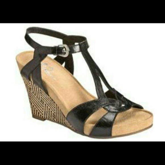 A2 aerosoles wedge sandals - Picture 2 of 3