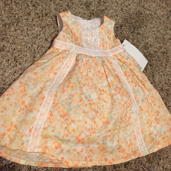 Flower Dress with Key Hole Back
