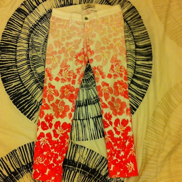 Pink ombré flower print hollister jeans