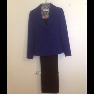 Tahari Blazer and matching trousers