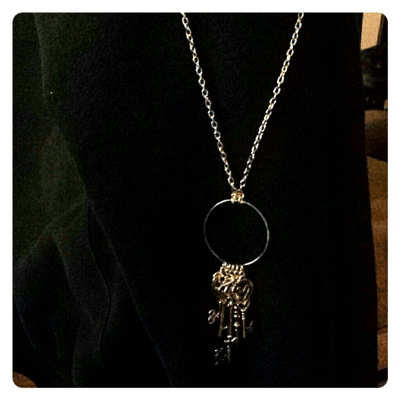 Key necklace