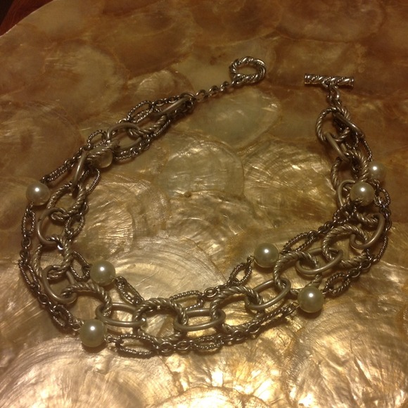 Vintage Lia Sophia necklace