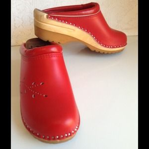 TROENTORP "O'Keefe" RED CLOGS MADE IN SWEDEN