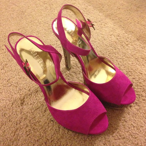 SOLD! Fuscha Platforms