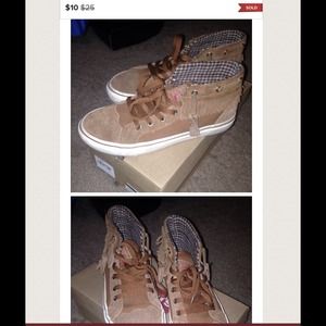 Levi sneakers