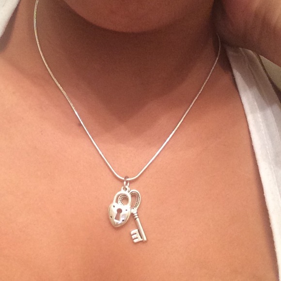 Key lock Necklace ♥️