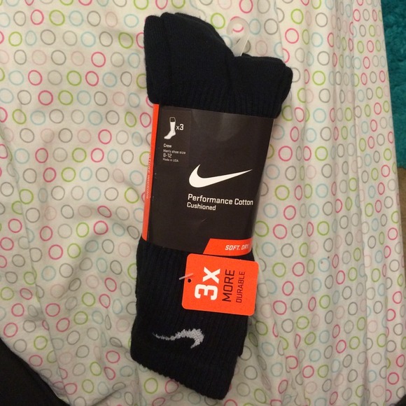 Black nike socks