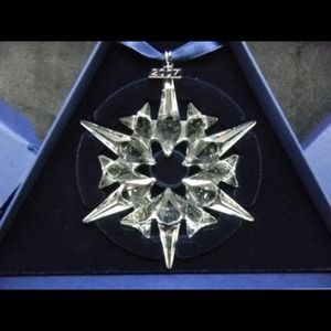 Retired Swarvoski 2007 Ornament