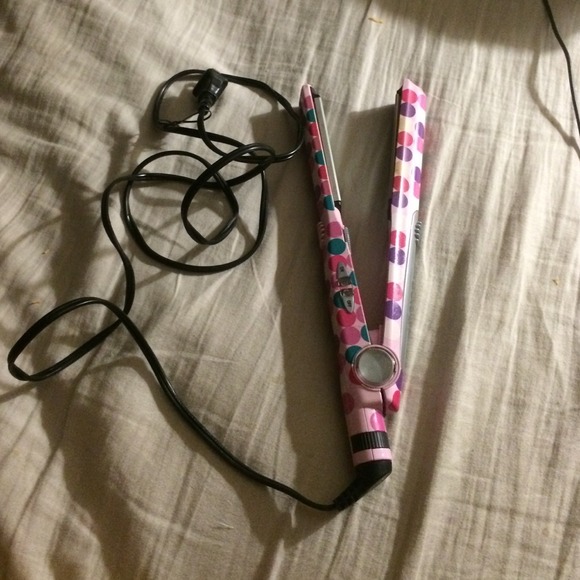 Patterned conair straightener